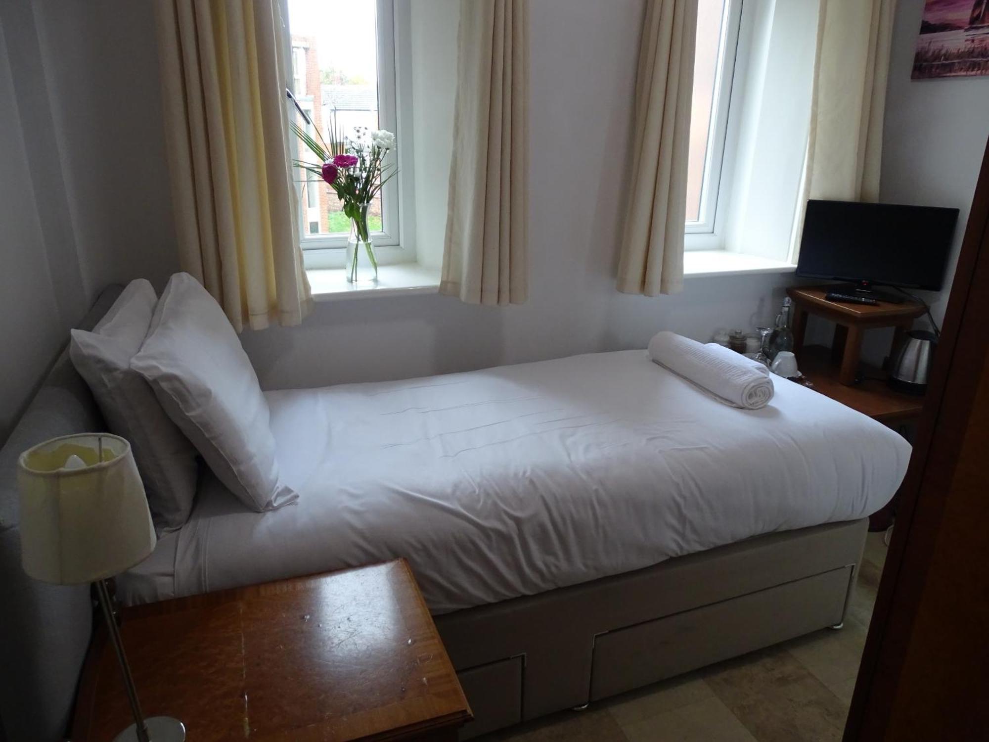 Milverton Hotel Манчестер Номер фото